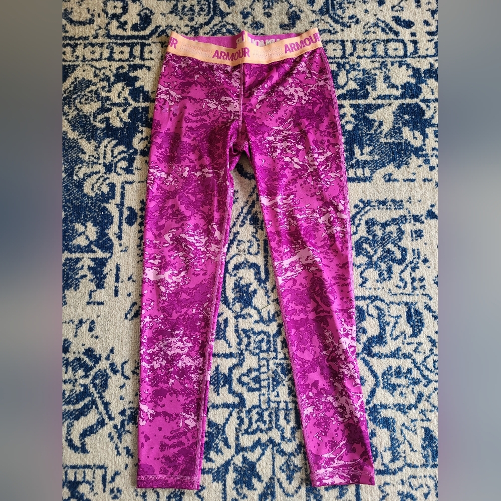 Under Armor youth leggings XL